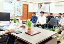 शहर की सीवर समस्या को लेकर नगर आयुक्त हुए सख्त, कागजों पर नही धरातल पर करें काम