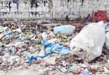 अप्सरा बॉर्डर के पास व्याप्त गंदगी देख भड़के समाज कल्याण मंत्री असीम अरूण