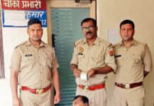 दिन में मजदूरी और रात होने पर ट्रोनिका सिटी में बेचता था हरियाणा की शराब