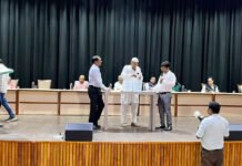 पाली और अजायबपुर के 130 किसान आबादी भूखंडों का ड्रा संपन्न