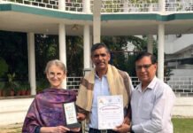 नेहरू वर्ल्ड स्कूल के शिक्षक विजय सिंह तेवतिया को मिला गुरु द्रोणाचार्य रत्न सम्मान