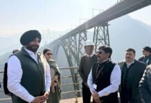ड्रीम रेलवे परियोजना से कश्मीर घाटी में पर्यटन, व्यापार और व्यवसाय के अवसरों को मिलेगा बढ़ावा: रवनीत सिंह बिट्टू
