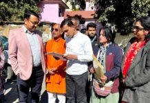 पुरुष आयोग एवं पुरुष कल्याण मंत्रालय बनाने की मांग को लेकर एक समाज श्रेष्ठ समाज संस्था ने सौंपा ज्ञापन