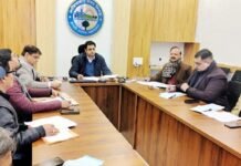टैक्स कलेक्शन बढ़ोतरी को लेकर नगर आयुक्त ने लगाई जोनल प्रभारियों की क्लास