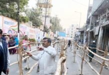 महाशिवरात्रि की तैयारियों में जुटा नगर निगम, दूधेश्वर नाथ मठ मंदिर पर बैरिकेडिंग और कंट्रोल रूम की व्यवस्था