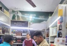 लखनऊ में शराब तस्करों के साथ विक्रेताओं पर भी आबकारी अधिकारी की नजर