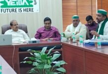 यमुना प्राधिकरण में हुई वार्ता में बनी सहमति, किसानों का धरना स्थगित