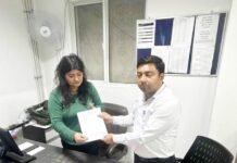 सोसाइटी के कूड़े का निस्तारण न करने पर भी अजनारा होम्स पर दो लाख की पेनल्टी