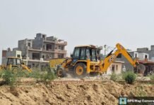 मैनापुर में चला जीडीए का बुलडोजर, 28 बीघा में फैली अवैध कॉलोनी ध्वस्त