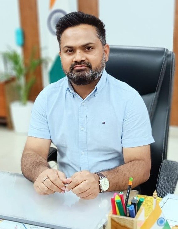 IAS-Mahendra-Singh-Tanwar