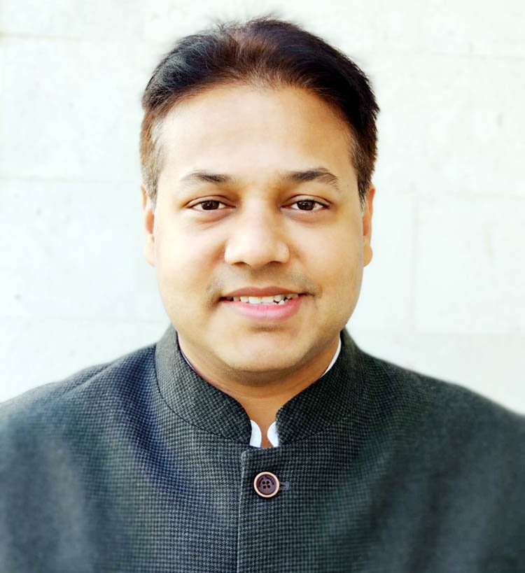 anuj-swaroop अनुज स्वरूप क्षेत्रीय पासपोर्ट अधिकारी