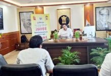 “संभव” में समाधान की रफ्तार तेज: नगर आयुक्त विक्रमादित्य सिंह मलिक ने सुनीं जनता की पीड़ा, दिए त्वरित कार्रवाई के निर्देश