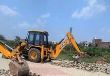 अवैध कॉलोनियों पर चला जीडीए का बुलडोजर