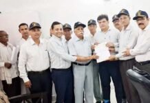सेवा से सेवानिवृत्ति संभव, पर इंसानियत से नहीं