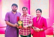 कवि नगर रामलीला में वनवास प्रस्थान का दृश्य भाव-विभोर, डॉ. आशुतोष त्रिपाठी की ‘राम वनगमन पथ’ प्रदर्शनी रही आकर्षण का केंद्र