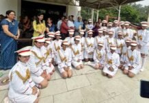 सिल्वर लाइन प्रेस्टीज स्कूल की ऑल-गर्ल्स बैंड टीम ने जीता जिला चैम्पियनशिप का खिताब