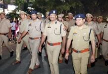 दीपावली पर अलर्ट मोड में पुलिस प्रशासन: जनता की सुरक्षा के लिए सड़कों पर उतरे पुलिस आयुक्त जे. रविन्दर गौड़ और पुलिस उपायुक्त नगर धवल जायसवाल