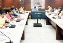 शिकायतों का समय पर निस्तारण नहीं, जीडीए उपाध्यक्ष अतुल वत्स ने अधिकारियों को लगाई कड़ी फटकार