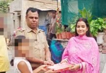 एसीपी उपासना पांडेय ने बुजुर्गों, महिलाओं और बच्चों संग मनाई दीपावली- संवेदना, स्नेह और सेवा से जगमगाया थाना क्षेत्र