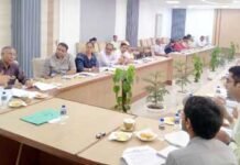 ठेकेदारों एवं बिल्डरों द्वारा पंजीकरण के उपरान्त ही श्रमिकों को कार्य पर रखा जाए: सौरभ भट्ट
