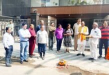 विकास की नई राह पर कौशांबी: पार्षद कुसुम मनोज गोयल ने करवाया सड़क निर्माण, समाजसेवियों ने किया शुभारंभ