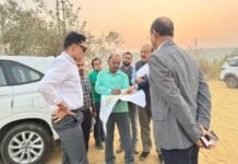 राजनगर एक्सटेंशन में कच्ची सड़कों पर लगातार करें छिड़काव: नंद किशोर कलाल
