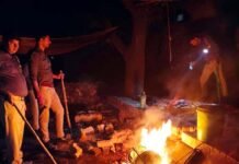 बलिया में अवैध शराब उन्मूलन अभियान: अवैध शराब माफियाओं के धंधे पर लगा ताला