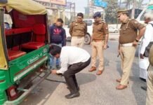 यातायात माह 2025: डीसीपी ट्रैफिक त्रिगुण बिसेन के सख्त निरीक्षण में 55 ऑटो की अवैध सीट और बम्पर हटाई, सड़क सुरक्षा को मिली मजबूती
