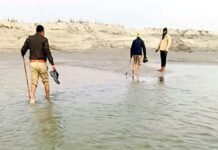 बलिया में अवैध शराब के खिलाफ युद्ध: आबकारी विभाग की सख्ती