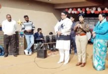 पुलिस आपकी मित्र है, सुरक्षा और आत्मरक्षा में कभी डरें नहीं: एसीपी उपासना पांडेय