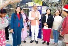 अटल जयंती पर सेवा और संस्कार का संदेश, वैशाली के बद्रीनाथ पार्क में जरूरतमंद बच्चों के चेहरे पर आई मुस्कान