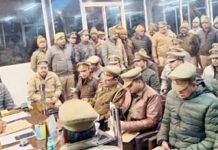 बीट पुलिसिंग को मजबूत करने उतरे एसीपी सूर्यबली मौर्य