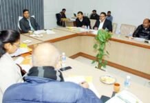 गरीब श्रमिकों को सशक्त बनाना हमारी नैतिक जिम्मेदारी : जिलाधिकारी