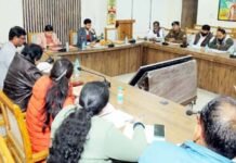 गाजियाबाद में खेलों को मिलेगी नई उड़ान, विकास भवन में जिला खेल विकास समिति की अहम बैठक