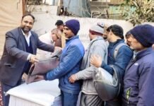 मकर संक्रांति पर श्रमिकों के लिए हैंडलूम हैंडीक्राफ्ट एसोसिएशन ने किया सेवा अभियान