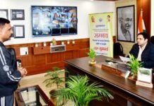 संभव जनसुनवाई में नगर आयुक्त ने सुनी नागरिक समस्याएं, 11 संदर्भों पर तत्काल कार्रवाई का निर्देश