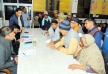 सम्पूर्ण समाधान दिवस में कोई भी लापरवाही नहीं होगी बर्दाश्त: रविन्द्र कुमार माँदड़