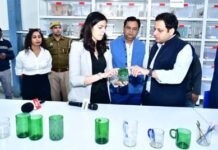 Ghaziabad में कांच के कचरे से कमाई और स्वच्छता, नगर निगम ने शुरू किया ‘ग्लास अप साइक्लिंग सेंटर’