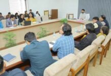 ‘सेवा भाव से करें शिक्षण कार्य’: सीडीओ अभिनव गोपाल ने तय किया डिजिटल एजुकेशन का रोडमैप