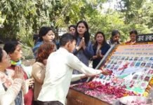 पुलवामा शहीदों को श्रद्धांजलि: ‘एक समाज श्रेष्ठ समाज’ संस्था ने दी भावभीनी याद