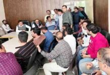 नियमों से नहीं होगा कोई समझौता” : आबकारी नीति 2026-27 पर लखनऊ में सख्त संदेश, राजस्व लक्ष्य के साथ पारदर्शिता पर जोर