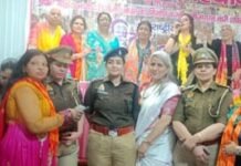 गाजियाबाद में मिशन शक्ति के मंच से एसीपी उपासना पाण्डेय ने जगाई महिलाओं में जागरूकता