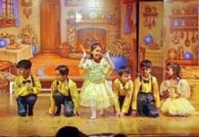 नन्हे कलाकारों ने मंच पर बिखेरा जादू, ‘द स्क्वीज़ एंड द स्क्वैश’ बना नेहरू वर्ल्ड स्कूल के वार्षिकोत्सव का आकर्षण