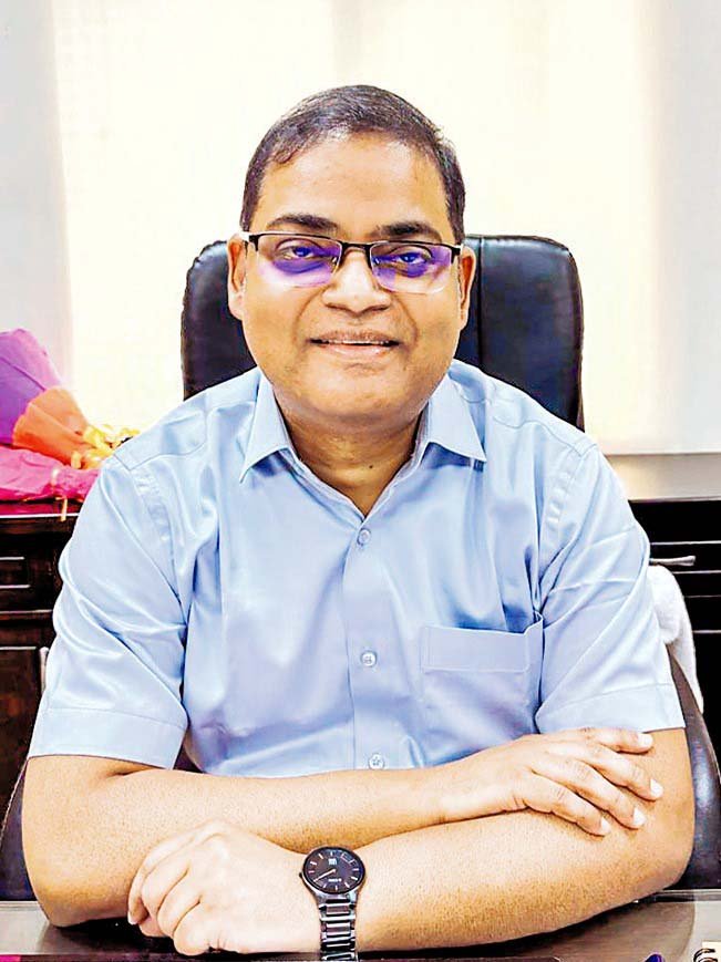 CEO-Krishna-Karunesh-Noida-Authority