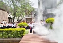 अग्निशमन सेवा सप्ताह में गाजियाबाद बना जागरूकता का मॉडल, 65 स्थलों पर पहुंचकर 7200 लोगों को दी अग्नि सुरक्षा की जानकारी