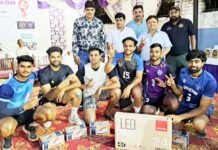 भाटी वालीबॉल टूर्नामेंट में खिलाडिय़ों का जोश, उद्योगपति राजीव गुप्ता ने बढ़ाया उत्साह