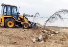 फफराना रोड पर चला जीडीए का बुलडोजर, 26 बीघा में बस रहीं तीन अवैध कॉलोनियां ध्वस्त