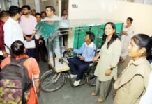 गाजियाबाद में दिव्यांगों के सपनों को पंख देगा प्रशासन, अब ‘चलती-फिरती दुकान’ से बनेंगे आत्मनिर्भर