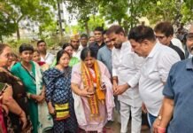 19 करोड़ के विकास कार्यों से बदलेगी Ghaziabad की तस्वीर, महापौर सुनीता दयाल ने किया शिलान्यास