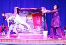 ‘वाइब्रेशन’ नृत्य प्रतियोगिता में कला, संवेदना और प्रतिभा का संगम, मानवीय मूल्यों पर थिरके जिले के छात्र